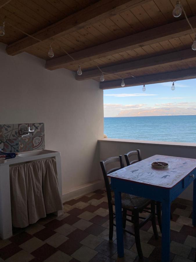 Апартаменты Castello A Mare Кастелламмаре-дель-Голфо Экстерьер фото